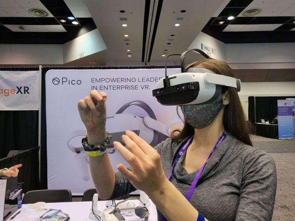awe-2021-pico-headset (1)